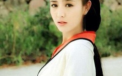 被两个男人绑着玩